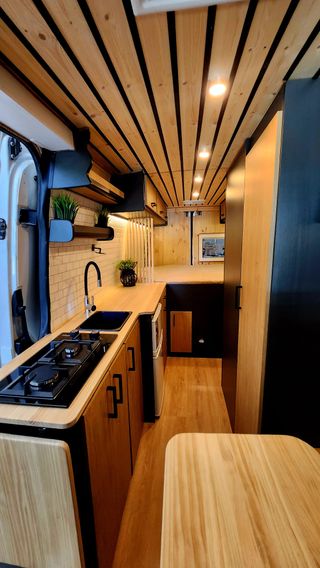 Camper con menos de 2 años  L4H2 Mercedes Sprinter