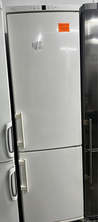 Nevera Liebherr Blanca