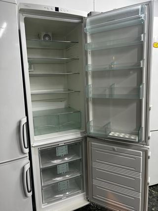 Nevera Liebherr Blanca