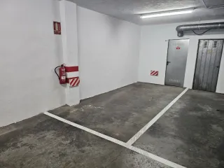 Alquiler plaza garaje en C/ Alcazar
