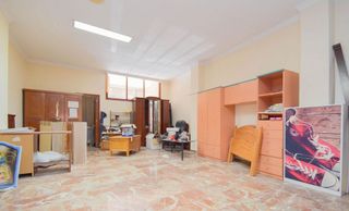 Local comercial en venta en Montefrío