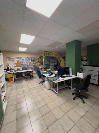 Local comercial en venta en La Chantría - La Lastra en León