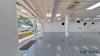 Local comercial en venta en Pintores-Ferial en Parla