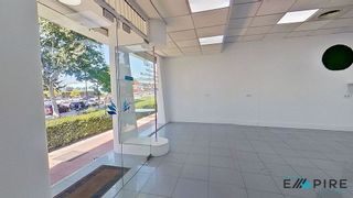 Local comercial en venta en Pintores-Ferial en Parla