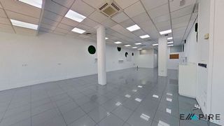 Local comercial en venta en Pintores-Ferial en Parla