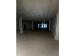 Local comercial en venta en Caudete