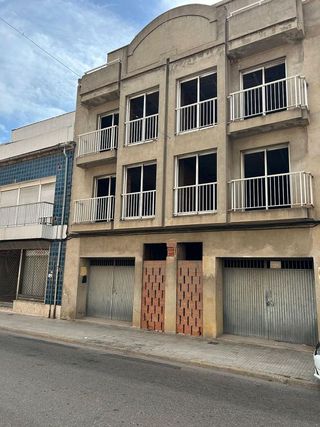 Edificio en venta en Carcaixent