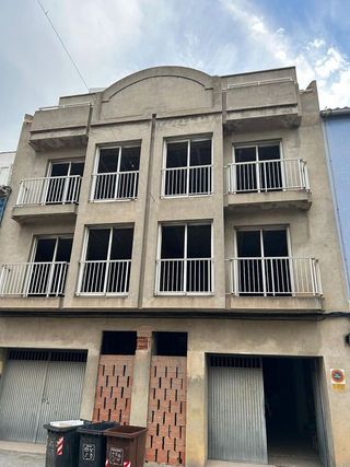 Edificio en venta en Carcaixent