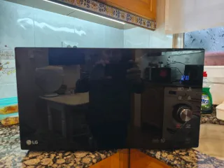 Microondas LG Inverter Grill 32L Leer bien el anun