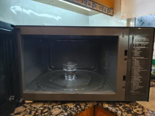 Microondas LG Inverter Grill 32L Leer bien el anun