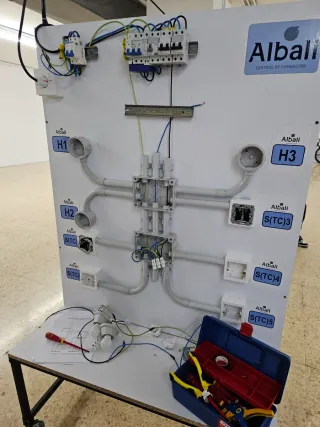 Reparaciones y pintura, Limpieza de cristales