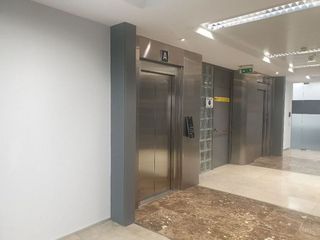 Oficina en alquiler en Sant Just Desvern