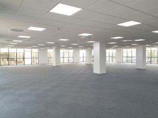 Oficina en alquiler en Sant Just Desvern