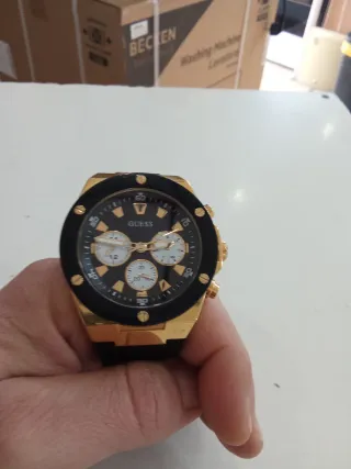 Reloj Guess Poseidón GW0057G1 Negro/Dorado