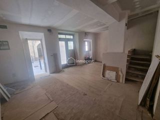 Casa en venta en Cellera de Ter, La