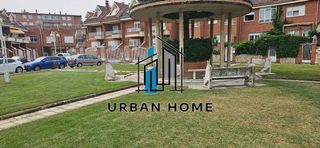 Casa adosada en venta en Trobajo del Camino en San Andrés del Rabanedo