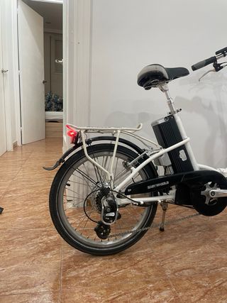 Bici Eléctrica Urbana NMOTO Blanca