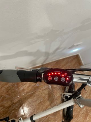 Bici Eléctrica Urbana NMOTO Blanca