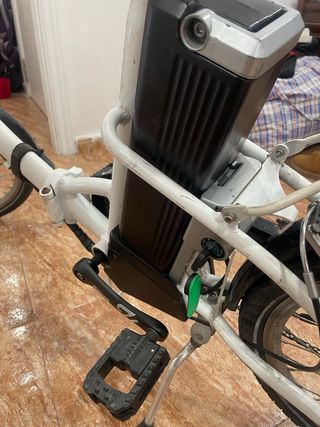 Bici Eléctrica Urbana NMOTO Blanca