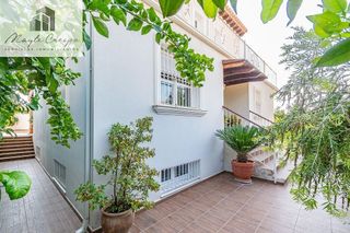 Chalet en venta en Barrio de la Vega en Monachil