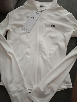Chaqueta deportiva Alo Yoga blanca