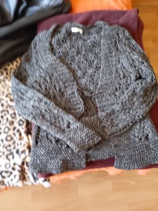 Chaqueta tejida mujer gris