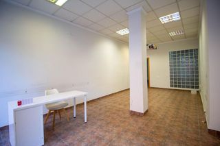 Local comercial en alquiler en Xàtiva