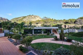 Piso en alquiler en Vistahermosa en Alicante