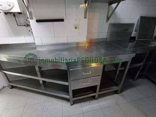 Local comercial en alquiler en Zona Fernández Ladreda en Pontevedra