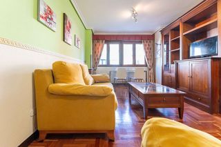 Piso en alquiler en Laviada en Gijón