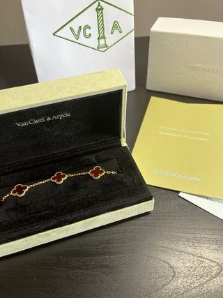 Pulsera Van Cleef & Arpels Oro y Rojo
