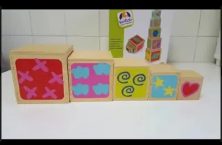 Cubos de madera Boikido con números