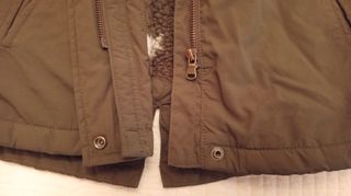 Abrigo Benetton verde caqui 140cm (7-8 años)