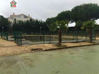 Hotel en venta en Villares de la Reina