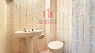 Piso en venta en Ventiun en Ourense