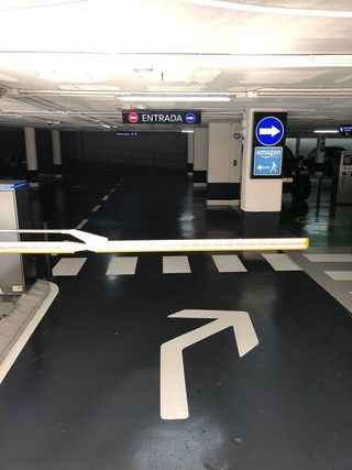 Garaje en alquiler en La Salut en Barcelona