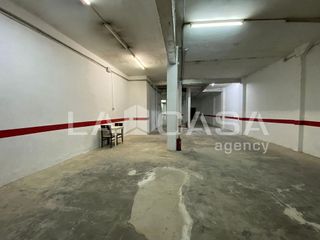 Local comercial en alquiler en Singuerlín - Can Franquesa - Les Oliveres en Santa Coloma de Gramanet