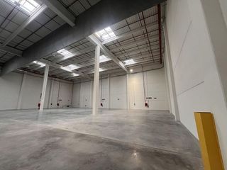 Nave industrial en alquiler en Almeda - El Corte Inglés en Cornellà de Llobregat