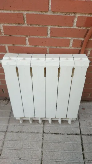 Radiador de aluminio blanco