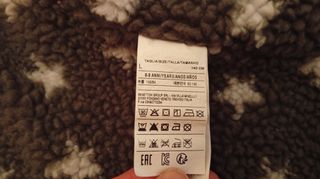 -Abrigo Benetton azul marino 140 cm  (7-8 años)