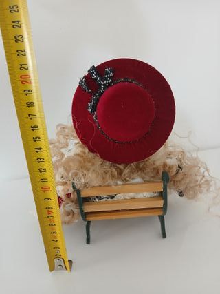 Bambola Ceramica Porcellana 20cm con Sed