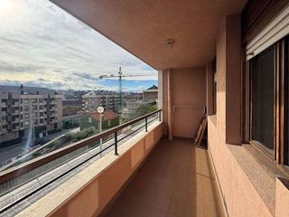 Piso en alquiler en Valdenoja - La Pereda en Santander