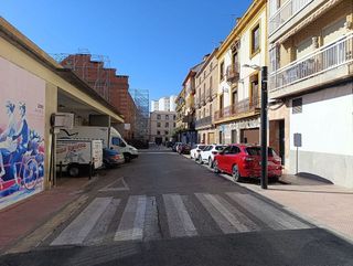 Garaje en alquiler en Linares