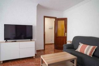 Piso en alquiler en Pajaritos - Plaza de Toros en Granada