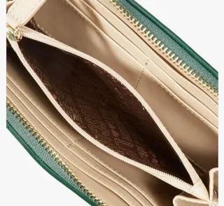 Billetera LOVE MOSCHINO verde acolchada