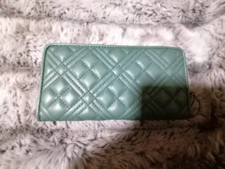 Billetera LOVE MOSCHINO verde acolchada