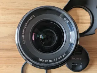 Objetivo Sony FE 3.5-5.6/28-70