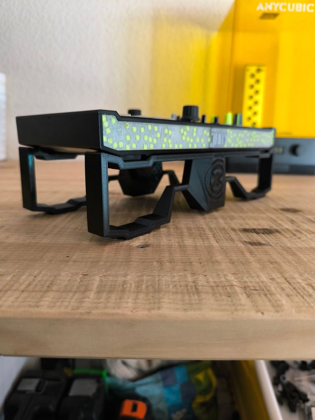 Soporte TRAKTOR X1 mk2Soporte TRAKTOR X1 mk2