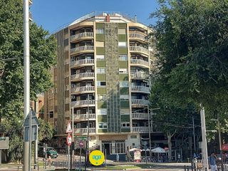 Piso en venta en Hospital en Jaén