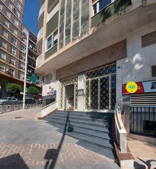 Piso en venta en Hospital en Jaén